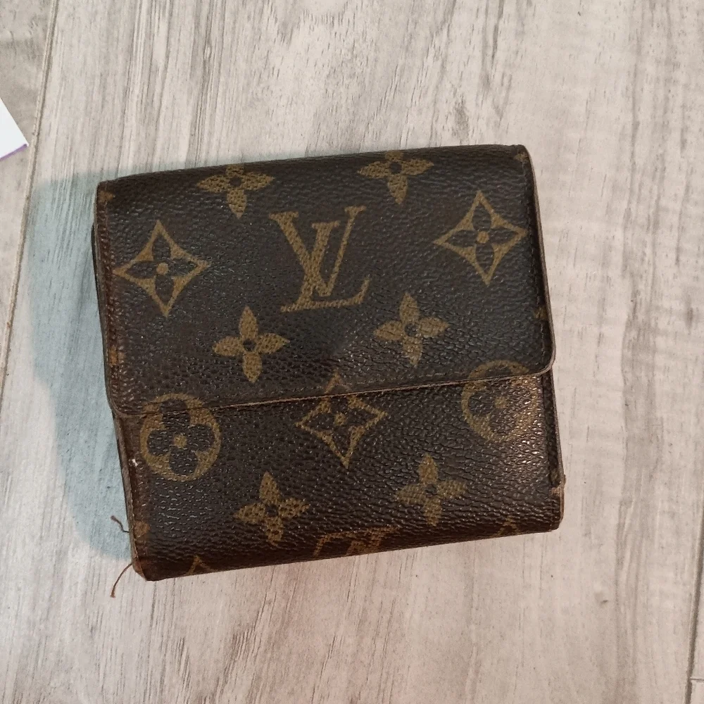 Authentic Louis Vuitton Monogram Portefeiulle Elise Trifold Wallet